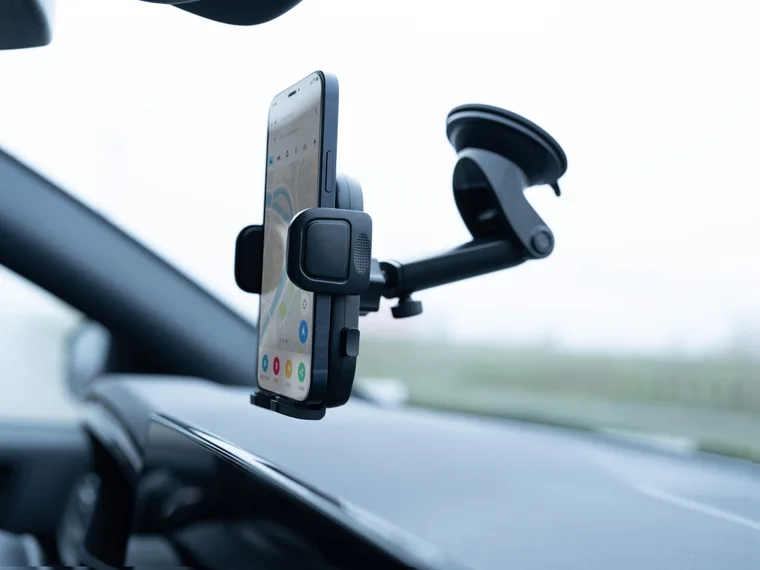 ავტომობილის მობილურის სამაგრი · Trust Runo Car Windshield Phone Holder
